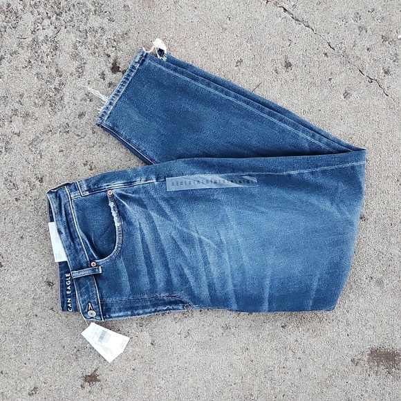 NWT American Eagle 20 Long 35 W High V-Rise Mom Jeans - Picture 6 of 15